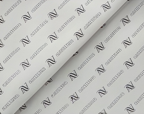 Seidenpapier mit AV-Monogramm