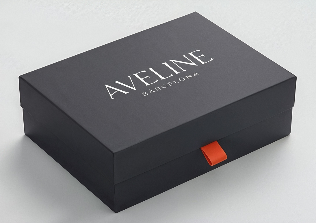 Open Aveline box